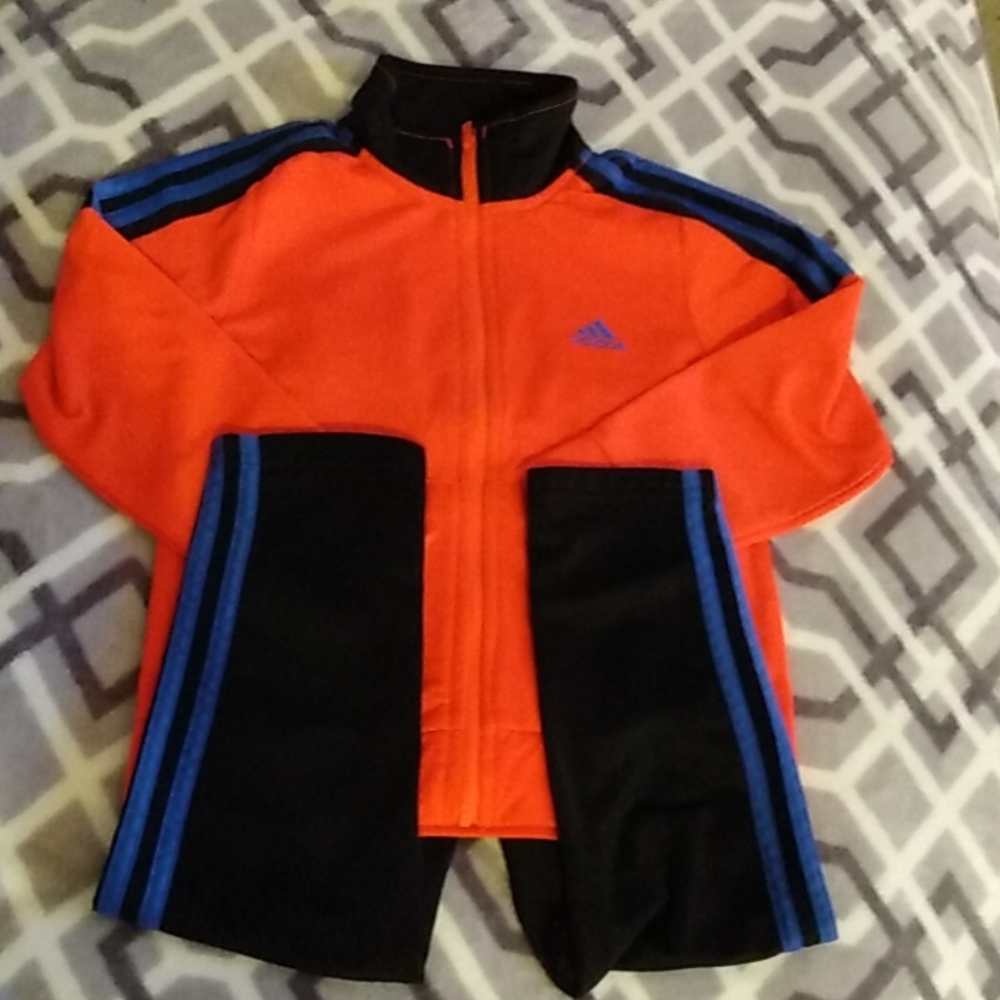 Two piece - Picture 3 of 3